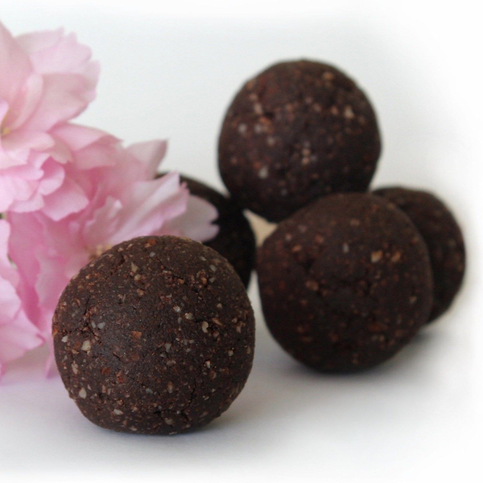 Dark Chocolate Energy Balls (15 vegane und zuckerfreie Kugeln) Smart Bites 